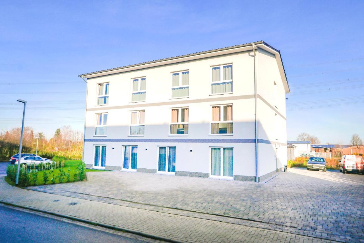 Hotel Sleep-Station Bornsen Exterior photo